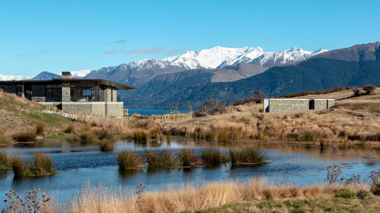 A property near Queenstown, New Zealand, designed by Mason & Wales Architects. 