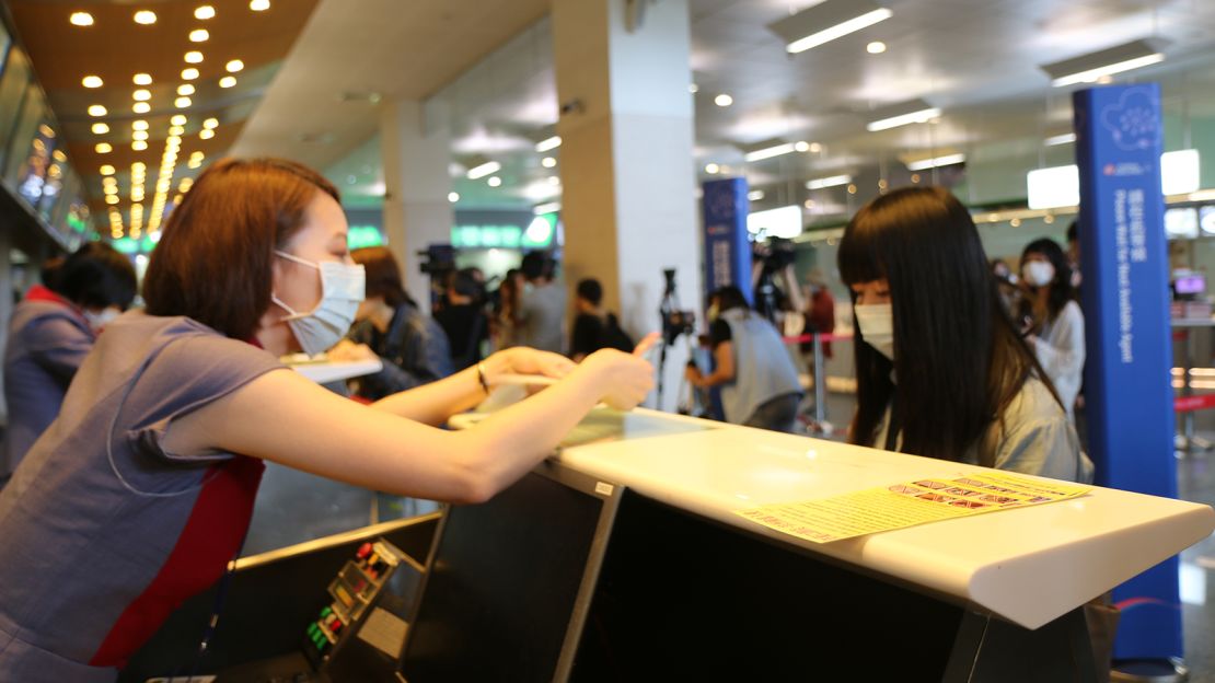 Taipei Songshan Airport's three half-day tours allow locals to pretend to take a flight.