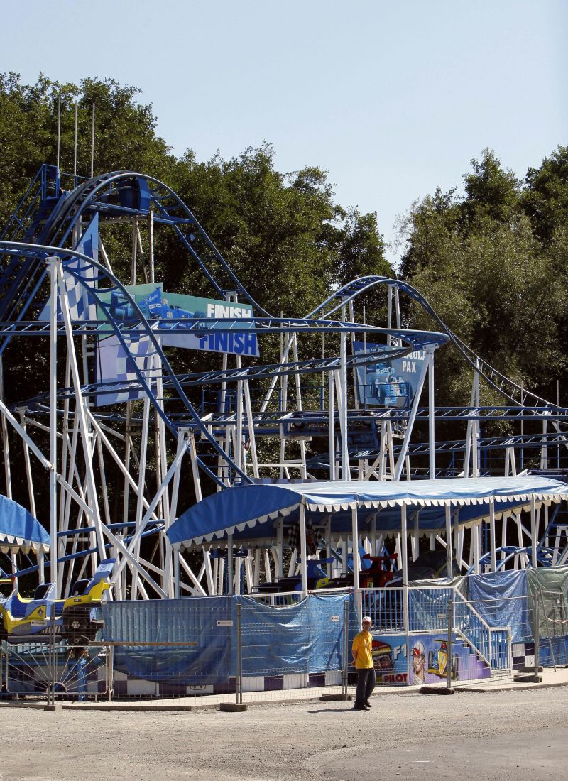 France roller coaster death Woman dies after falling Formula 1