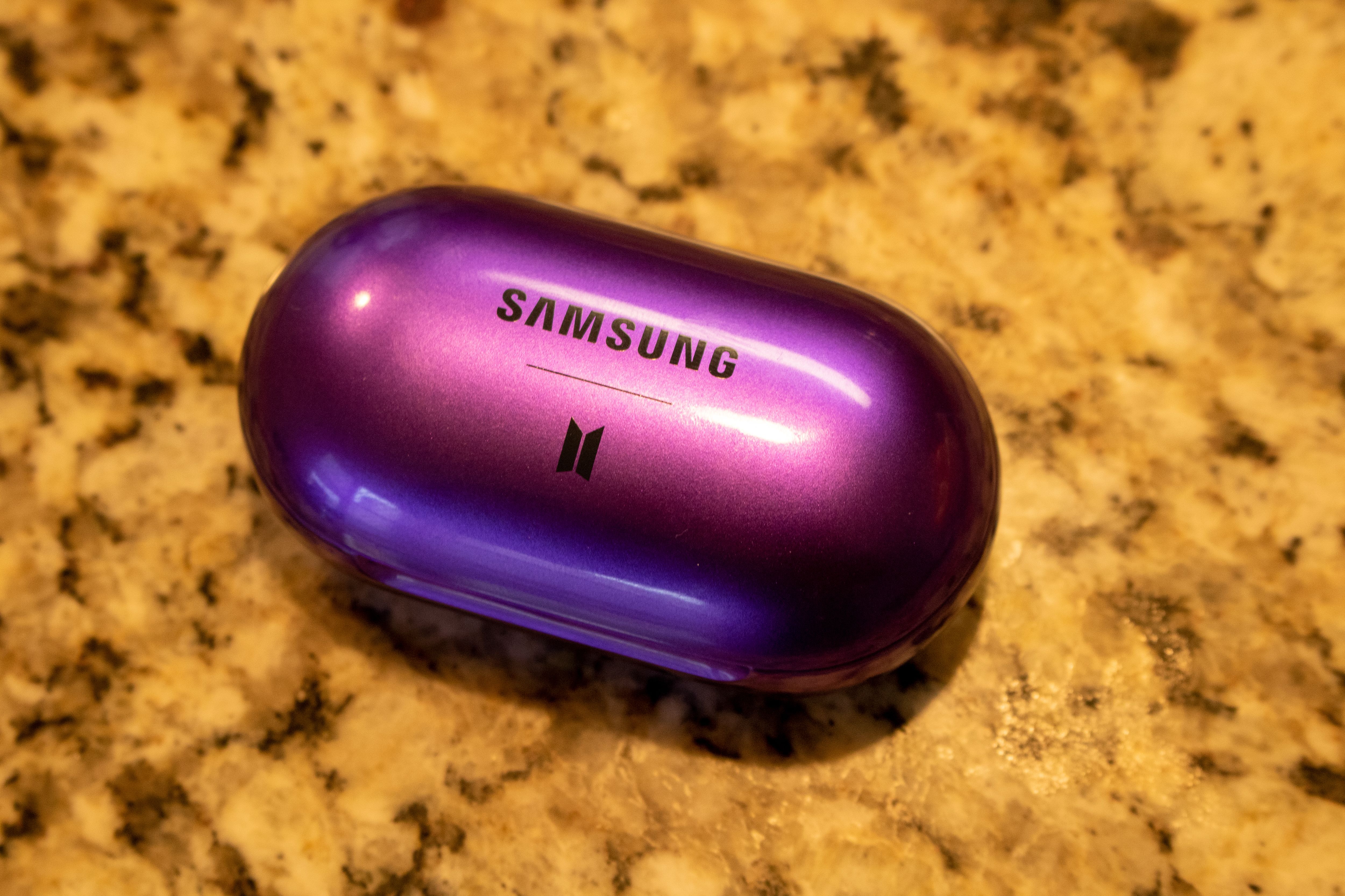 Galaxy Buds+ BTS Edition: We reivew the new purple true wireless earbuds |  CNN Underscored