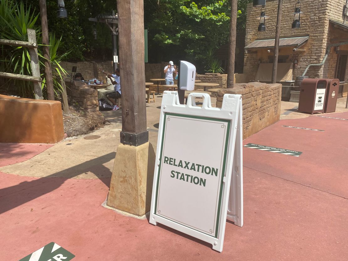 Parkgoers can take off their mask in designated Relaxation Stations.