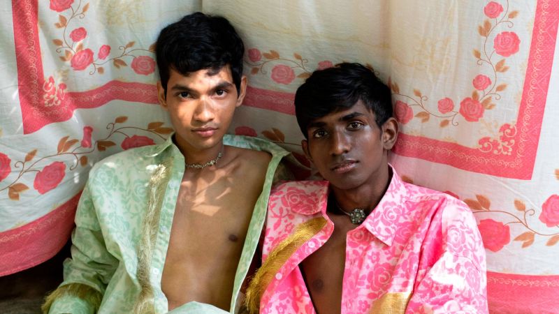 Fashion designer Amesh Wijesekera’s vibrant gender-inclusive clothes Fashion designer Amesh Wijesekera’s vibrant gender-inclusive clothes