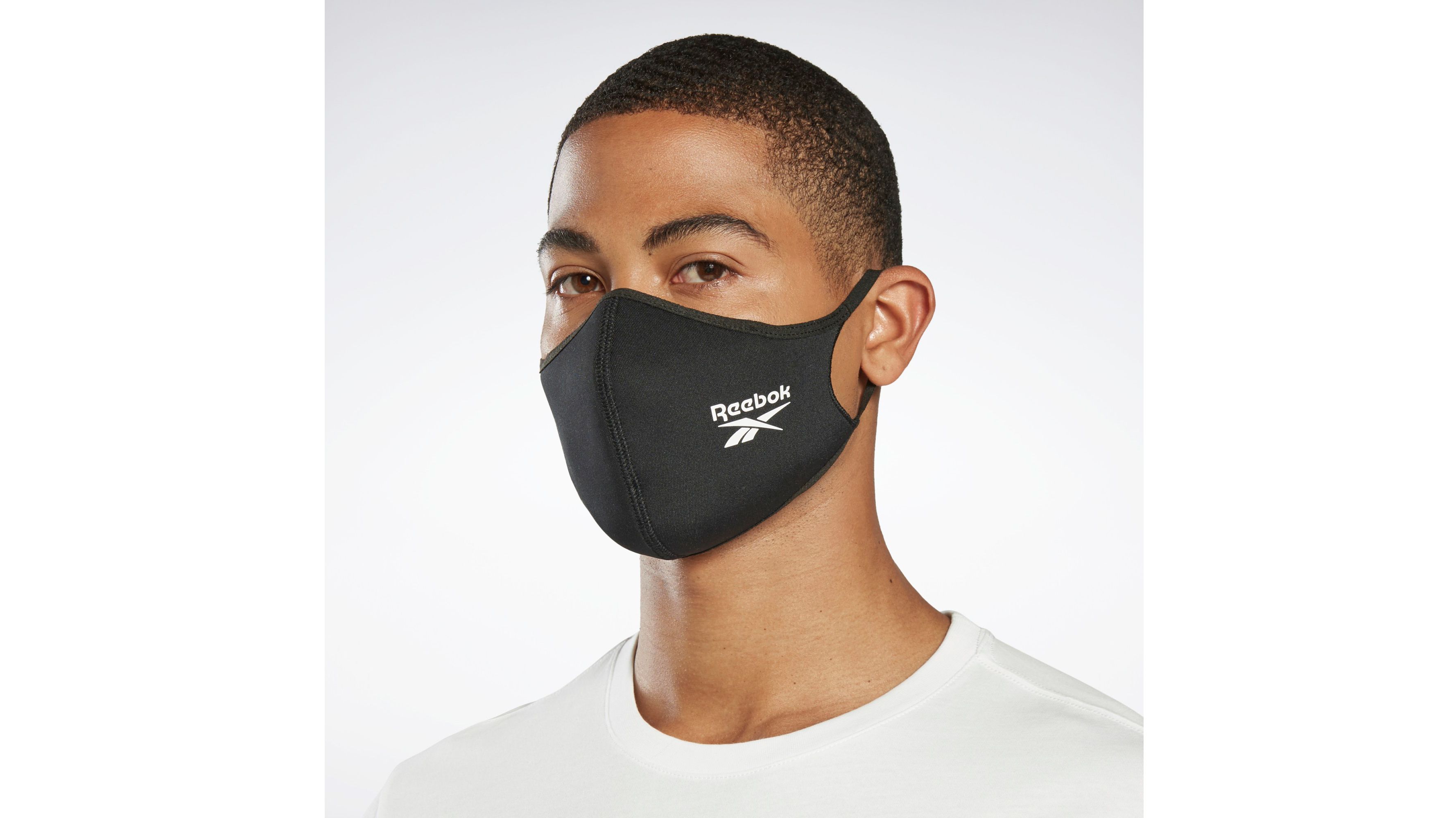 Лицо найк. Nike face Mask. Маска Nike Ski Mask. Маска Puma face Mask. Черная маска найк.