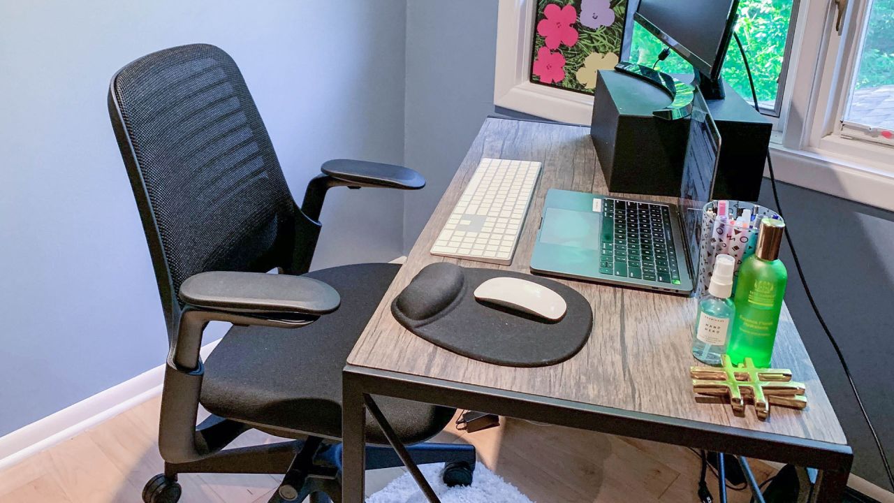 Steelcase Series 1، صندلی اداری مورد علاقه ما.