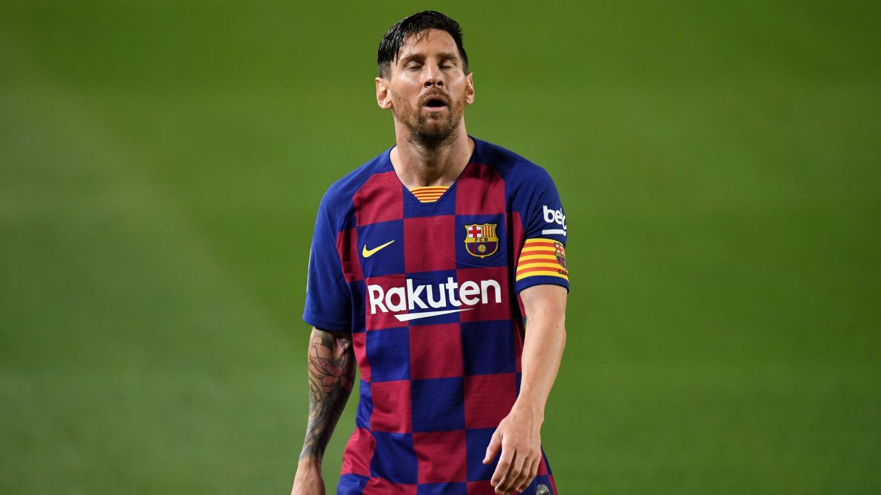 A frustrated Lionel Messi couldn't prevent a shock defeat for Barcelona.