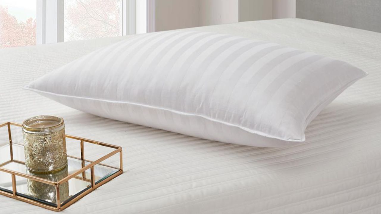 Siberian Hypoallergenic Goose Down Queen Pillow