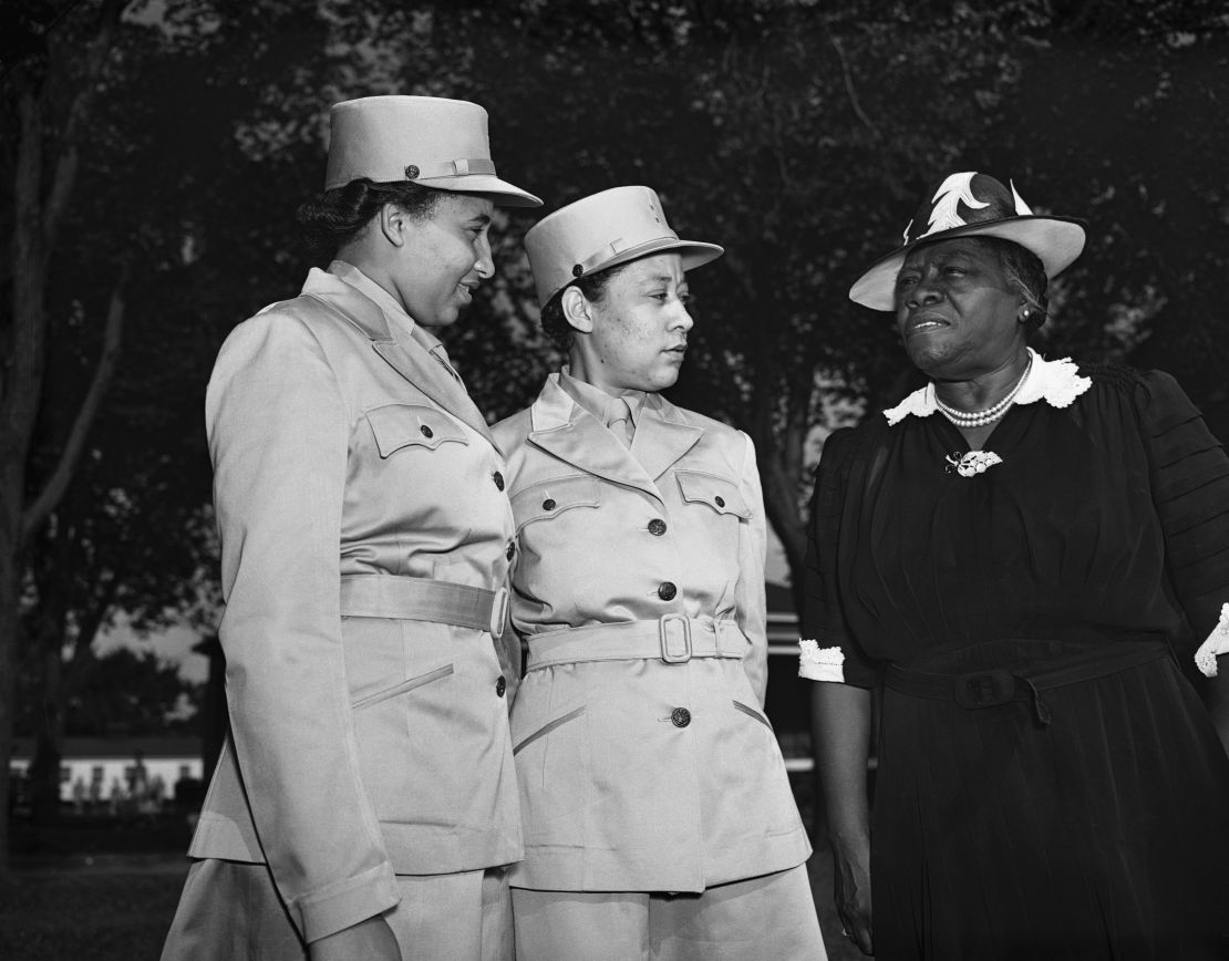 Mary McLeod Bethune was a member of President Franklin Roosevelt's "Black Cabinet" and worked to ensure Black women were able to join up. 