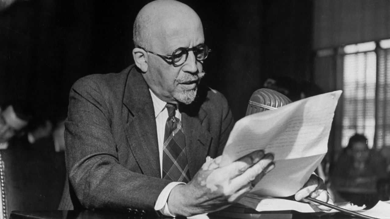 Educator William E. B. DuBois testifying on the UNCIO (United Nations Conference on International Organization) charter during hearings by the Senate Foreign Relations Committee. 