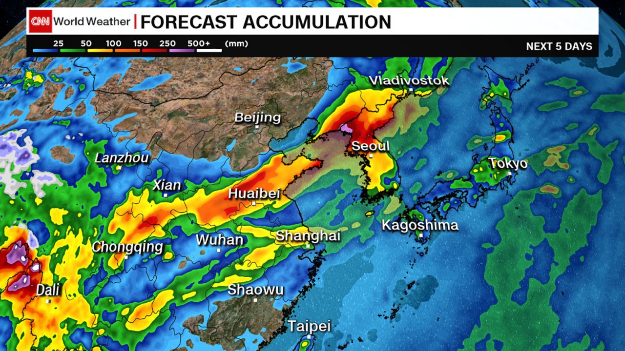 02 wuhan flooding weather graphic