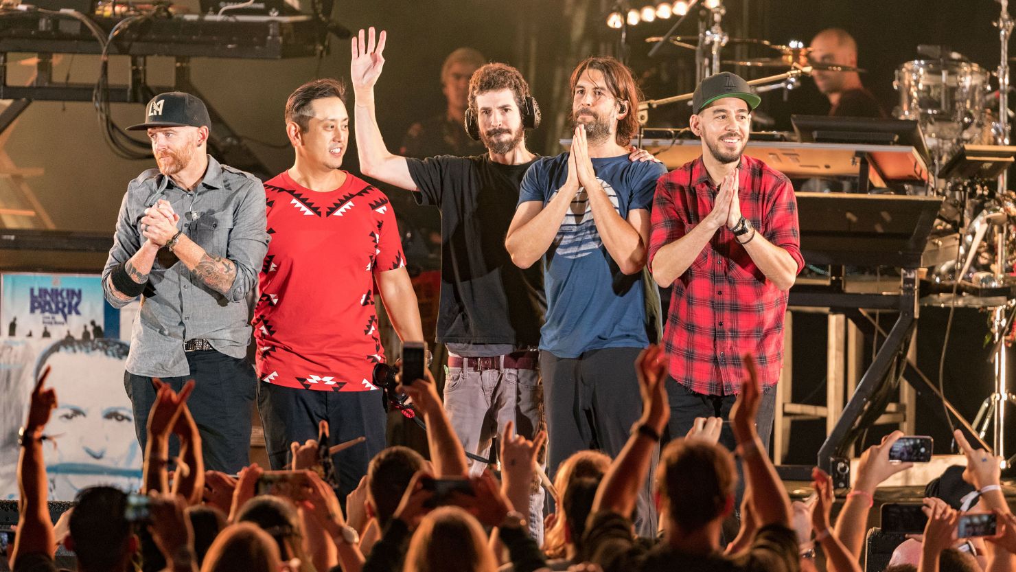 Dave Farrell, Joe Hahn, Brad Delsen, Rob Bourdon and Mike Shinoda perform during the "Linkin Park And Friends Celebrate Life In Honor Of Chester Bennington" event in October 2017.