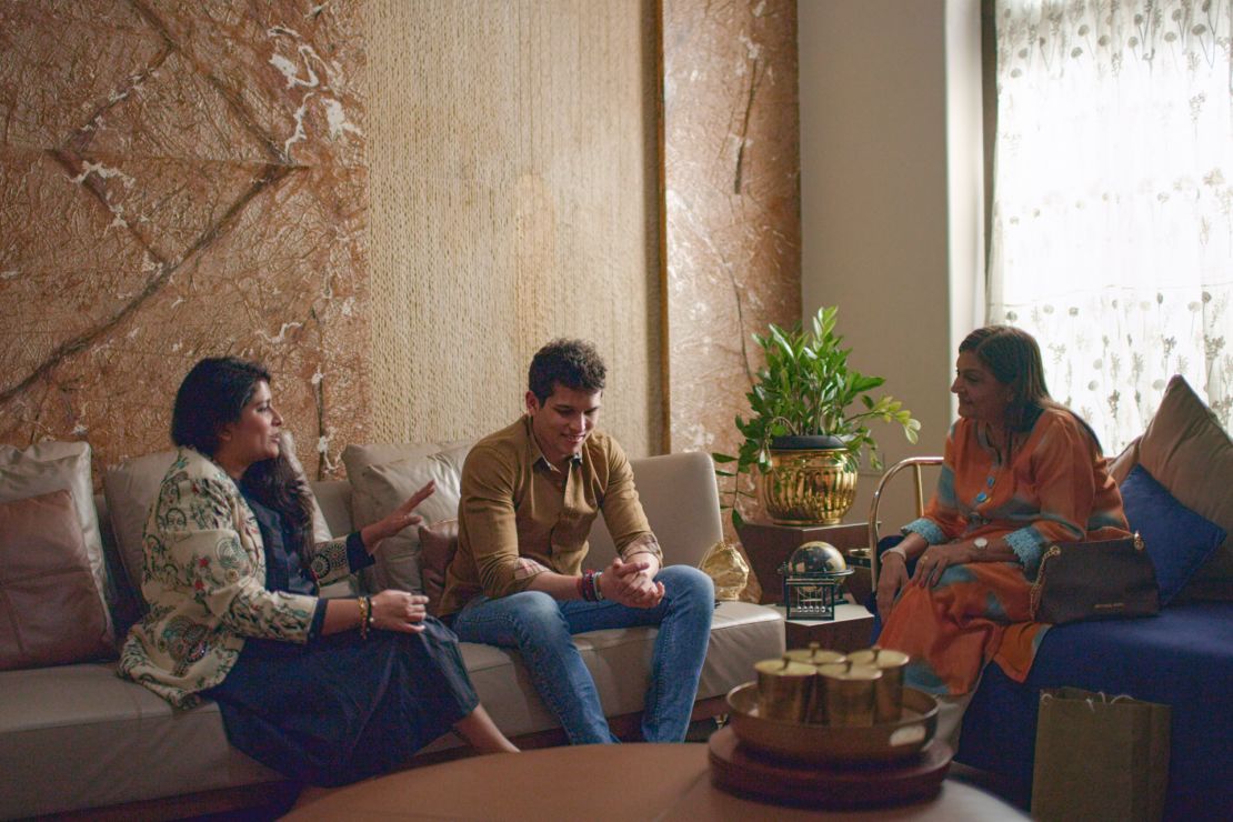 Pradhyuman (center), who runs a jewelry business, meets with Sima Auntie to spell out his demands. And he's demanding, having rejected more than 150 potential suitors.