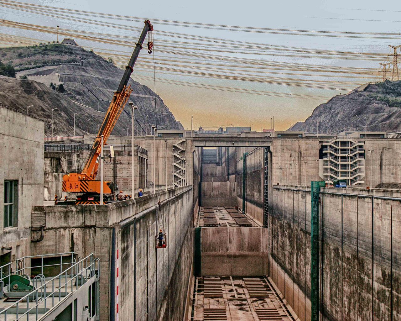 The ship locks of the Three Gorges Dam are seen under construction on April 17, 2008.<br />