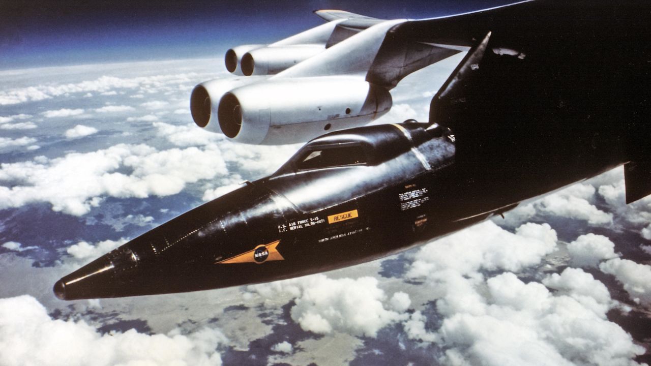 The aircraft would reach the edge of space before gliding back down to Earth.