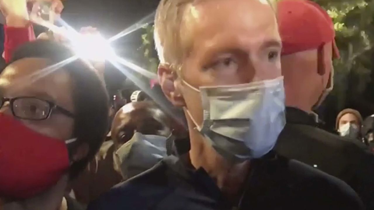 Portland Mayor Tear Gassed After Speaking With Protesters On Presence Of Federal Agents Cnn 