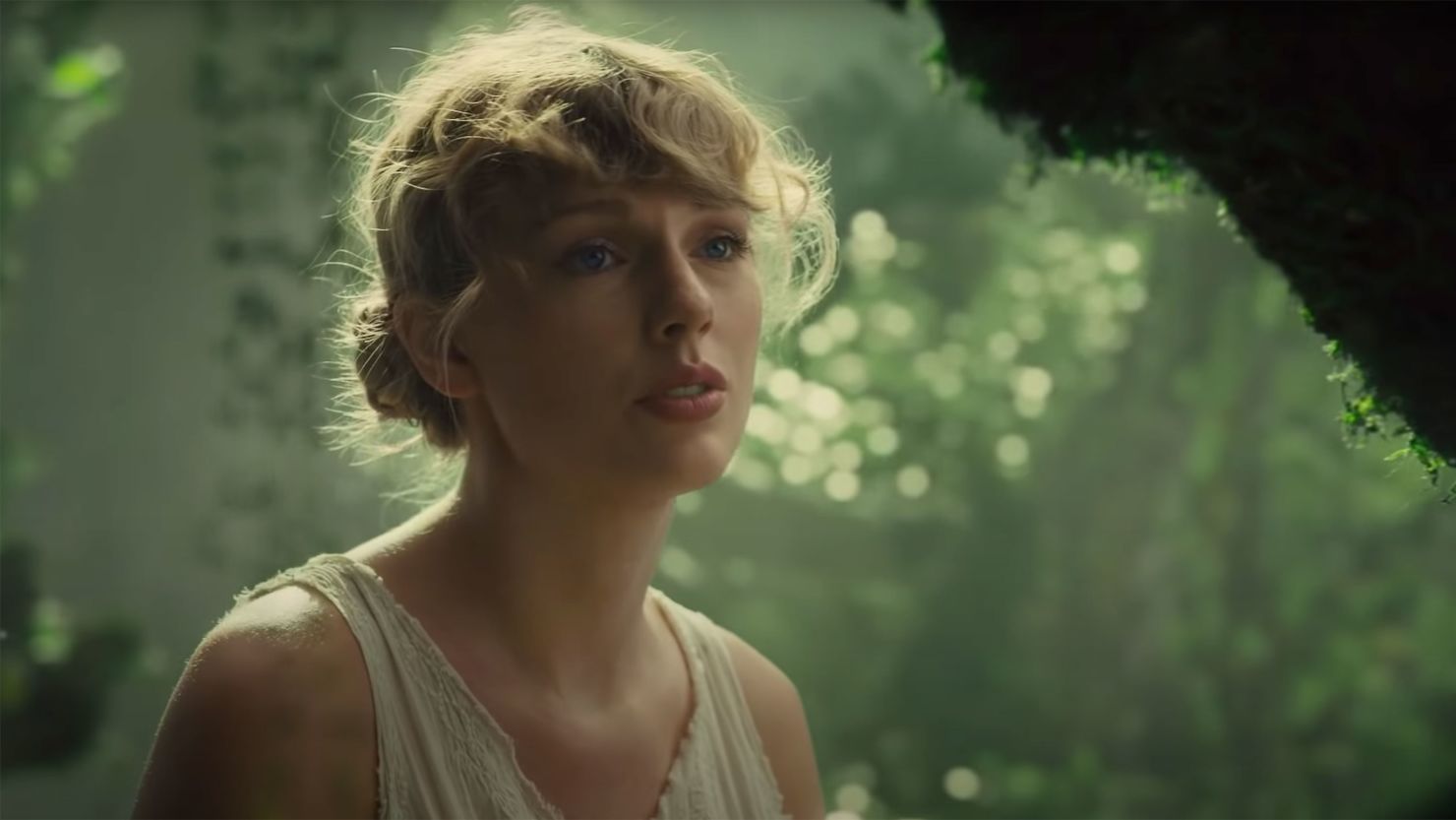 Are Taylor Swift's 'Cardigan' Lyrics About Joe Alwyn? Cardigan Song Meaning