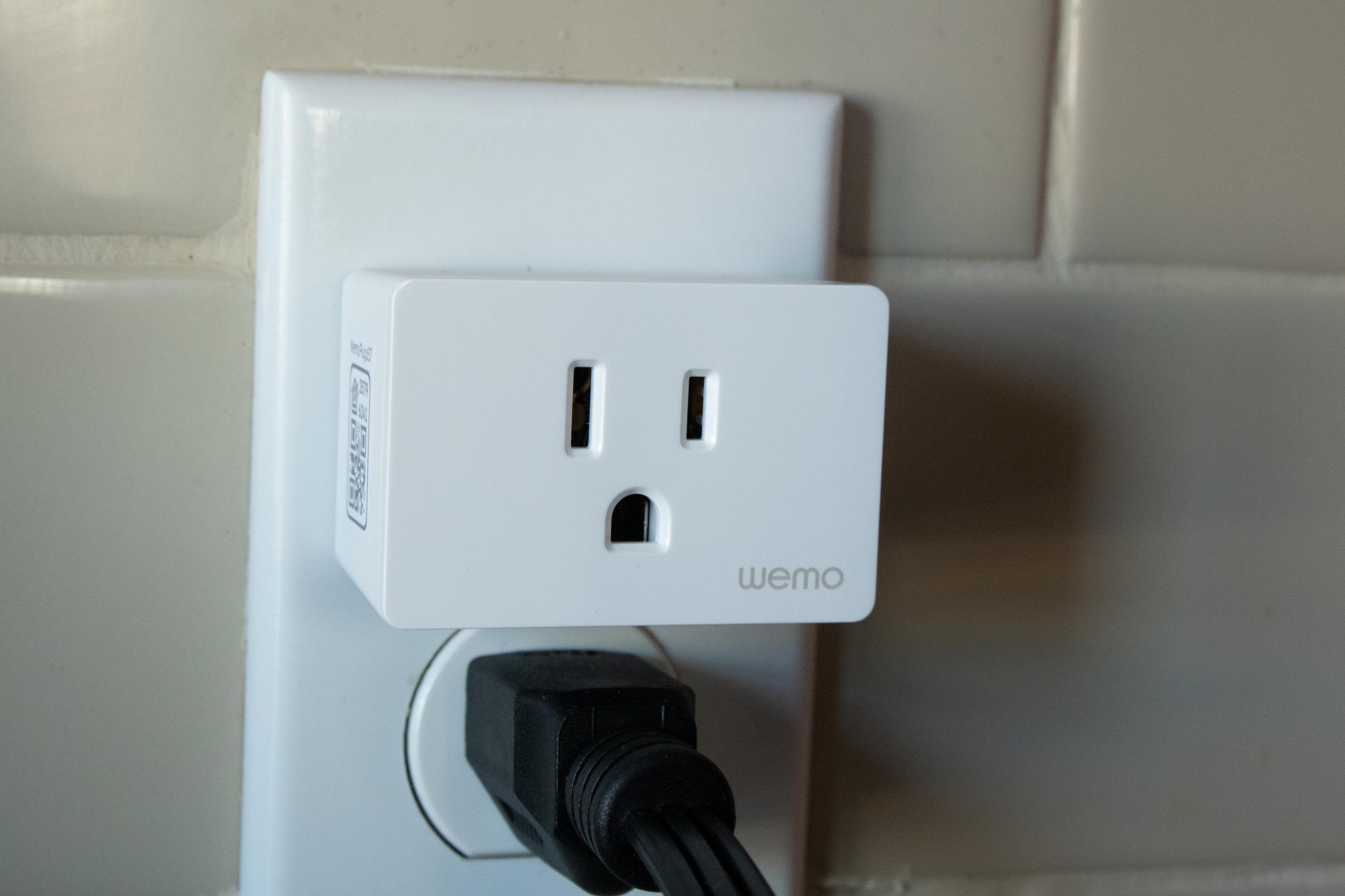 Belkin's Wemo Smart Plug Mini V2 has a security issue - The Verge
