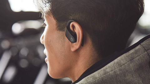 powerbeats pro leader
