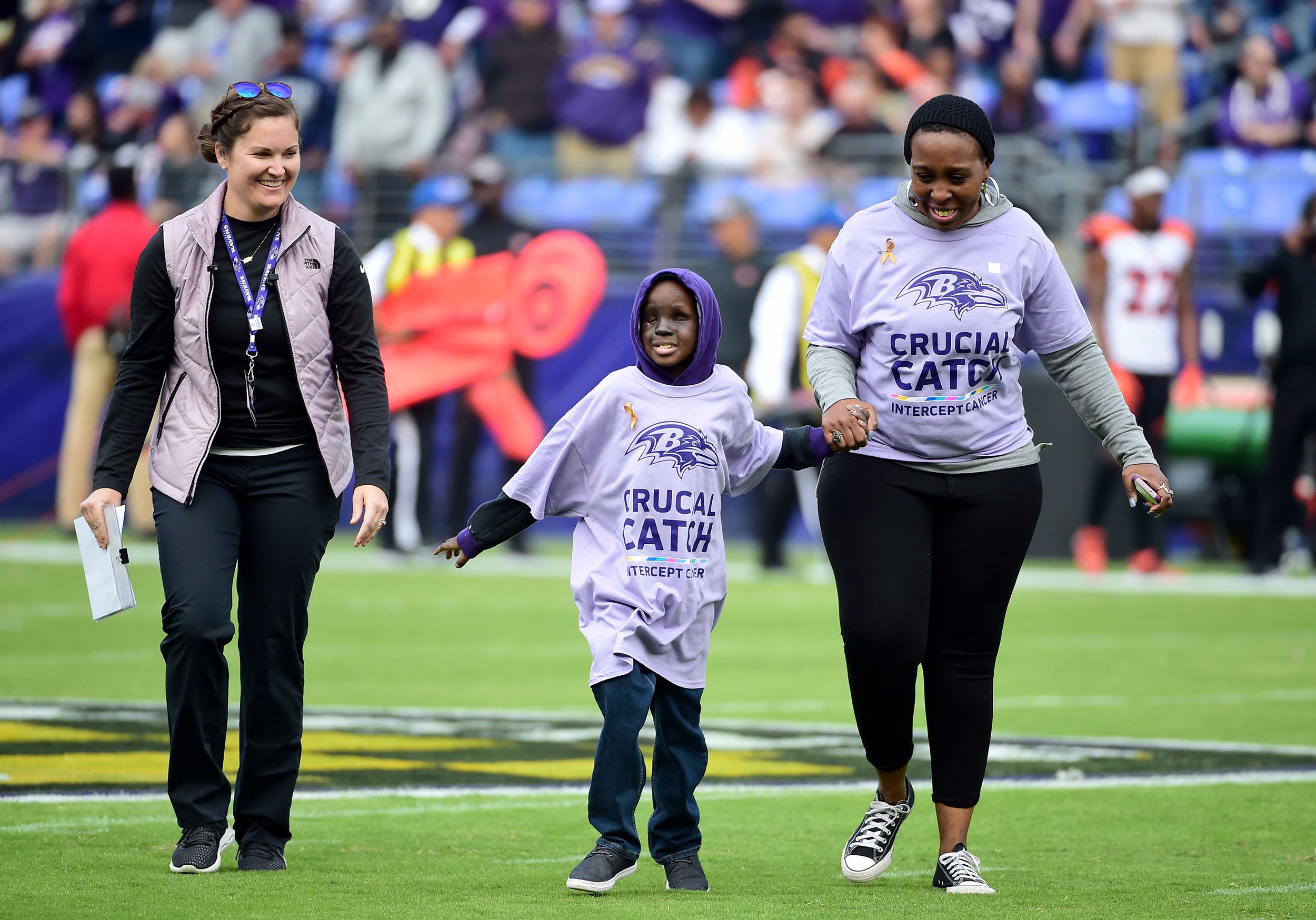 In an NFL first, a Baltimore Ravens super fan who's blind and battling  cancer will announce draft pick written in Braille