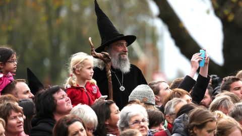 The Wizard waits for the arrival of Britain's Prince William and Kate during their royal visit to Christchurch on April 14, 2014. 