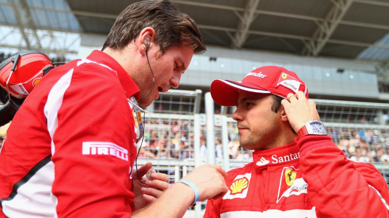 Felipe Massa of Brazil and Ferrari talks with his race engineer Rob Smedley before the start of the Korean Formula One Grand Prix at the Korea International Circuit on October 14, 2012 in Yeongam-gun, South Korea.
