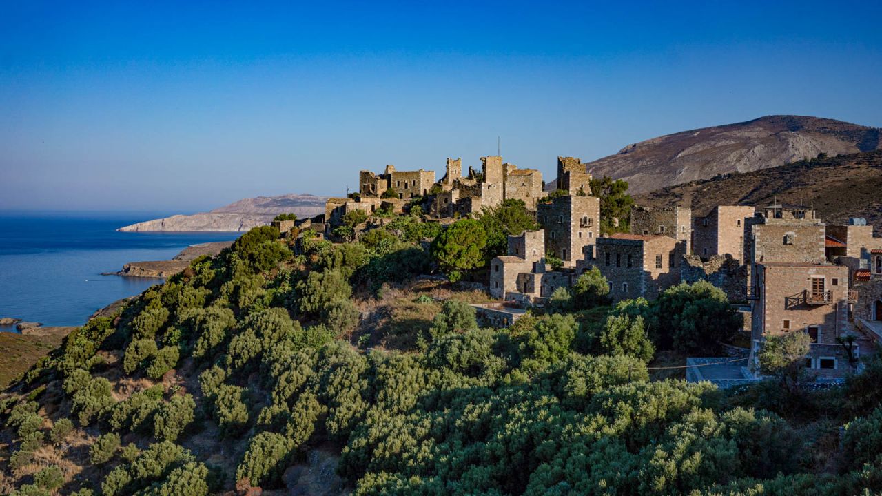 <strong>Tower houses:</strong> The Mani is famous for its villages of towers, which sit atop wild and windswept hilltops. Many are ruined, but some are being restored and rented out to tourists.