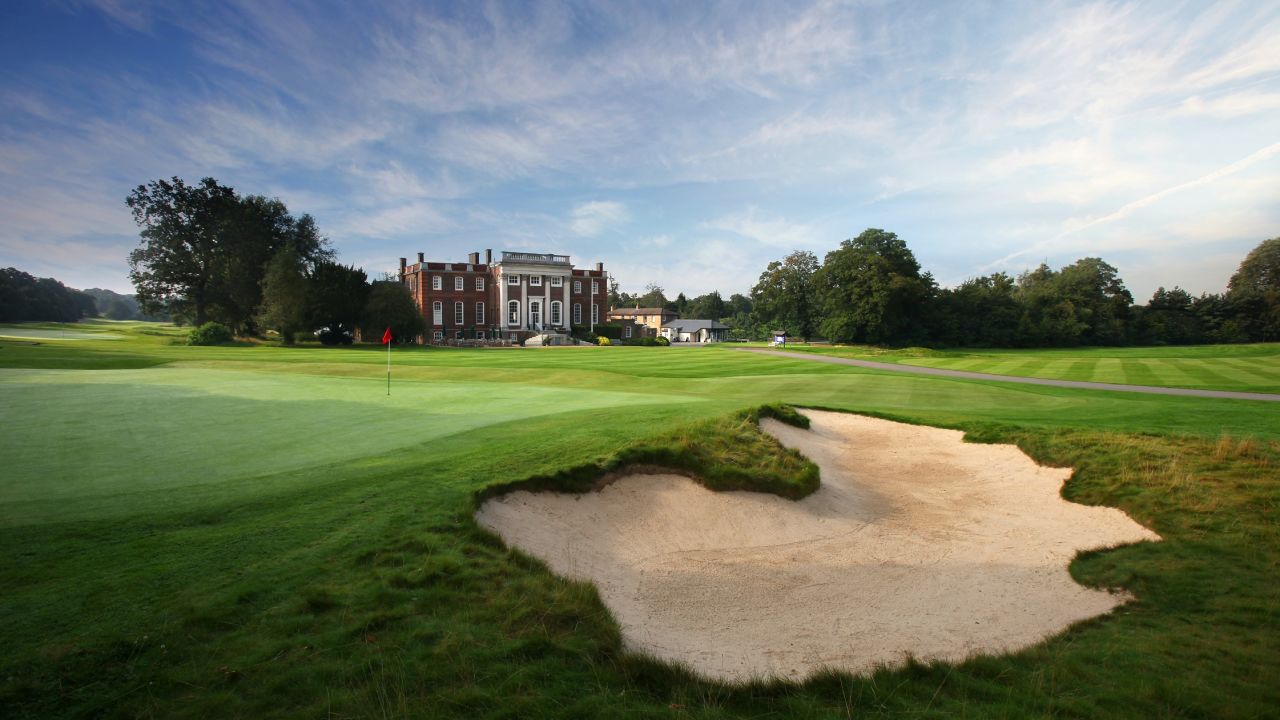 The green of the 18th hole at the Richmond Golf Club, UK.