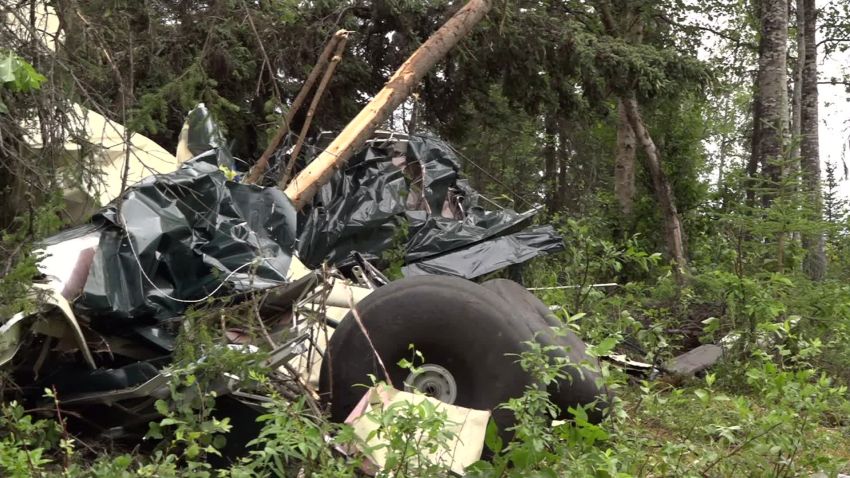  A crash involving two aircraft near Soldotna has resulted in the deaths of seven people, Alaska State Troopers said Friday afternoon. Troopers have identified Rep. Gary Knopp of Kenai as the only occupant of one of the planes. The other plane had six passengers who were identified as 57-year-old Pilot Gregory Bell of Soldotna, 40-year-old David Rogers from Kansas, 26-year-old Caleb Hulsey, 25-year-old Heather Hulsey, 24-year-old Mackay Hulsey and 23-year-old Kirstin Wright all from South Carolina--reports CNN Affiliate KTUU.