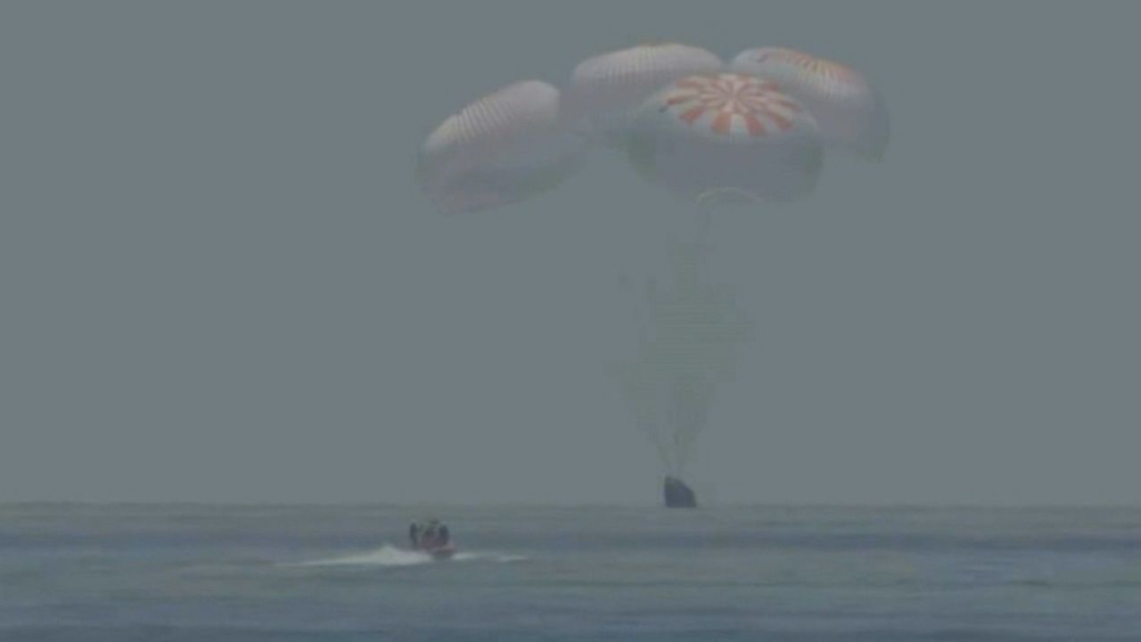 NASA SpaceX splashdown