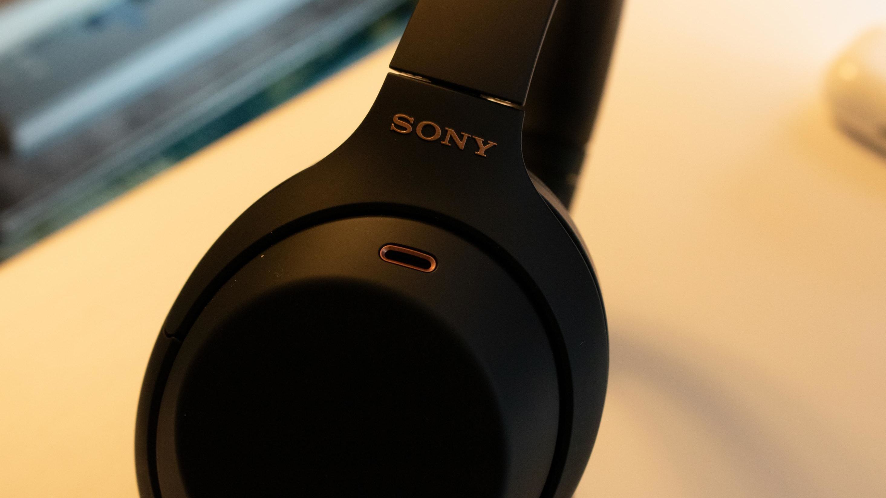Sony WH-1000XM4 Review: Bringing the heat with comfort, expert ANC