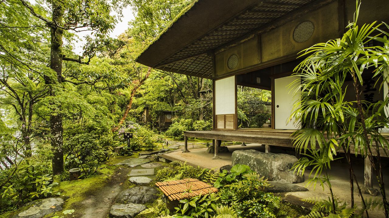 <strong>Garyu Sanso: </strong>The castle stay includes breakfast at Garyu Sanso, a historical cliffside villa with a teahouse overlooking the Hiji River.