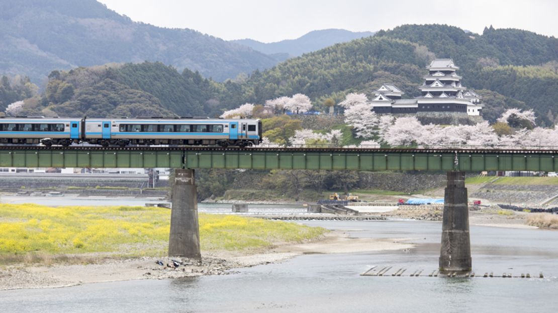 Scenic Ozu is famous for its 400-year-old castle. 