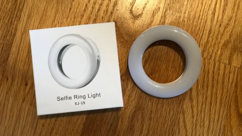 underscored Whellen Selfie Ring Light