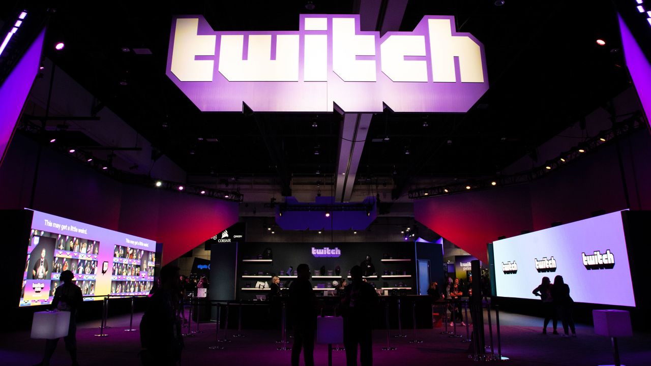 SAN DIEGO, CA - SEPTEMBER 29: Fans entering TwitchCon at San Diego Convention Center on September 29, 2019 in San Diego, California. (Photo by Martin Garcia/ESPAT Media/Getty Images)
