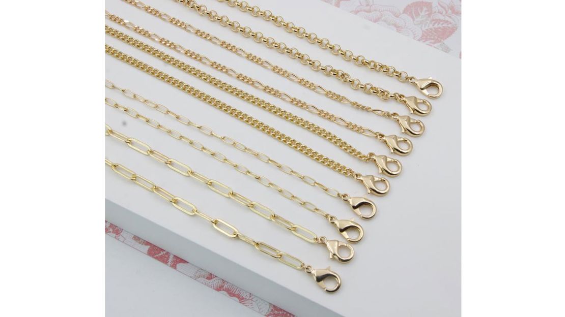 DearMia Face Mask Chain Gold Necklace