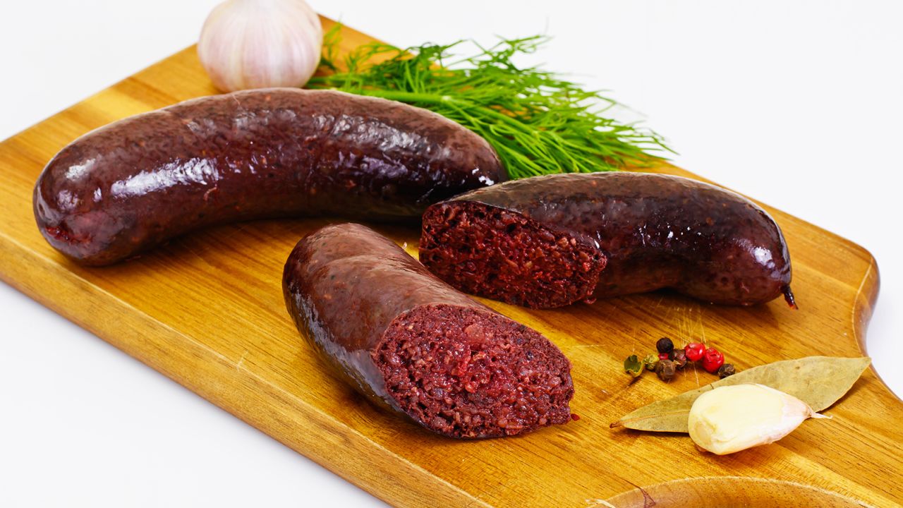 Sausages containing pig's blood, pork offal and buckwheat.