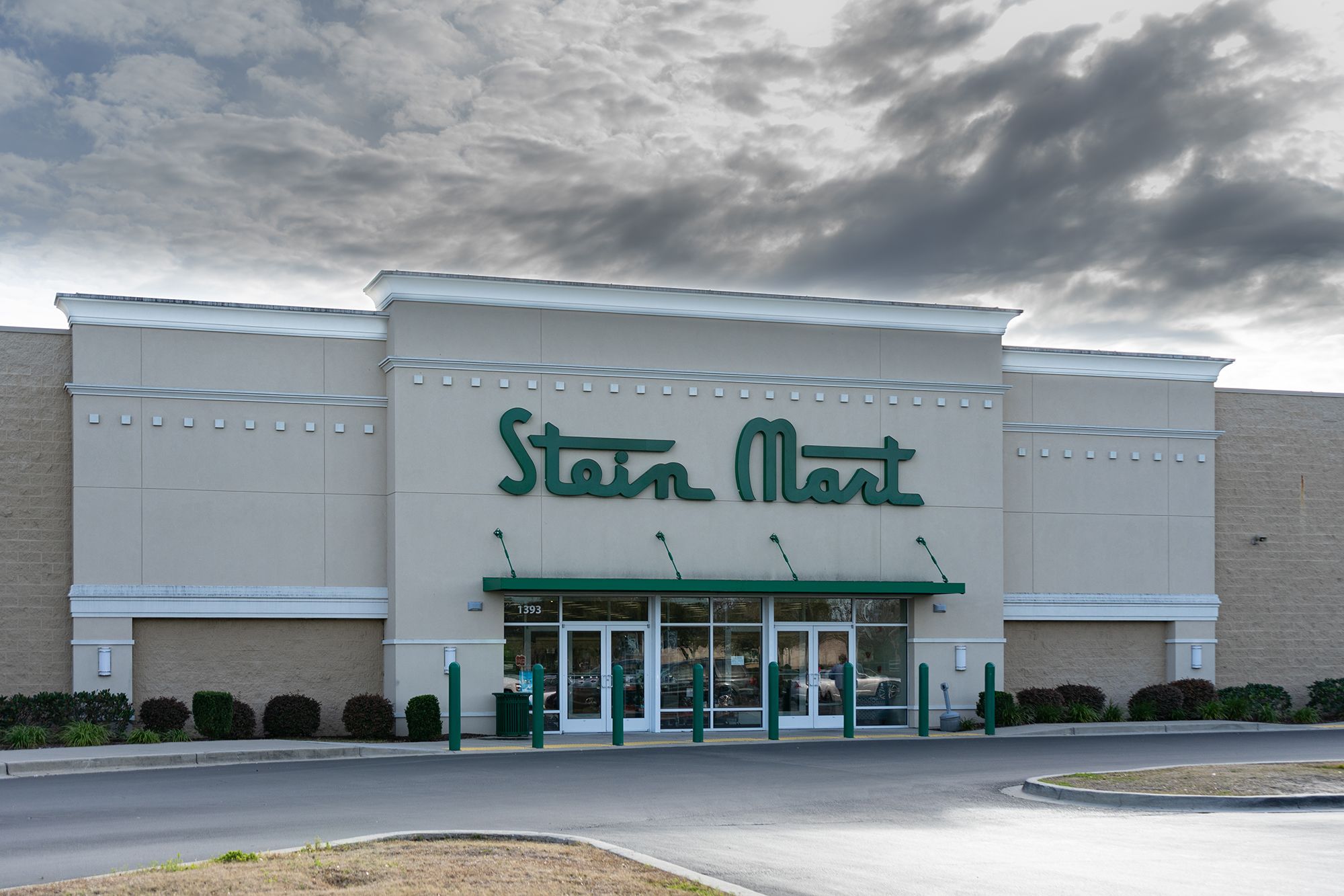 Stein Mart closing in Fresno, Clovis? The store is bankrupt