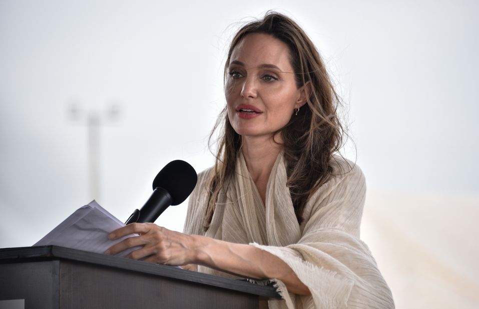 Left-hander Angelina Jolie used specially made prop guns on the 2001 film "Lara Croft: Tomb Raider".