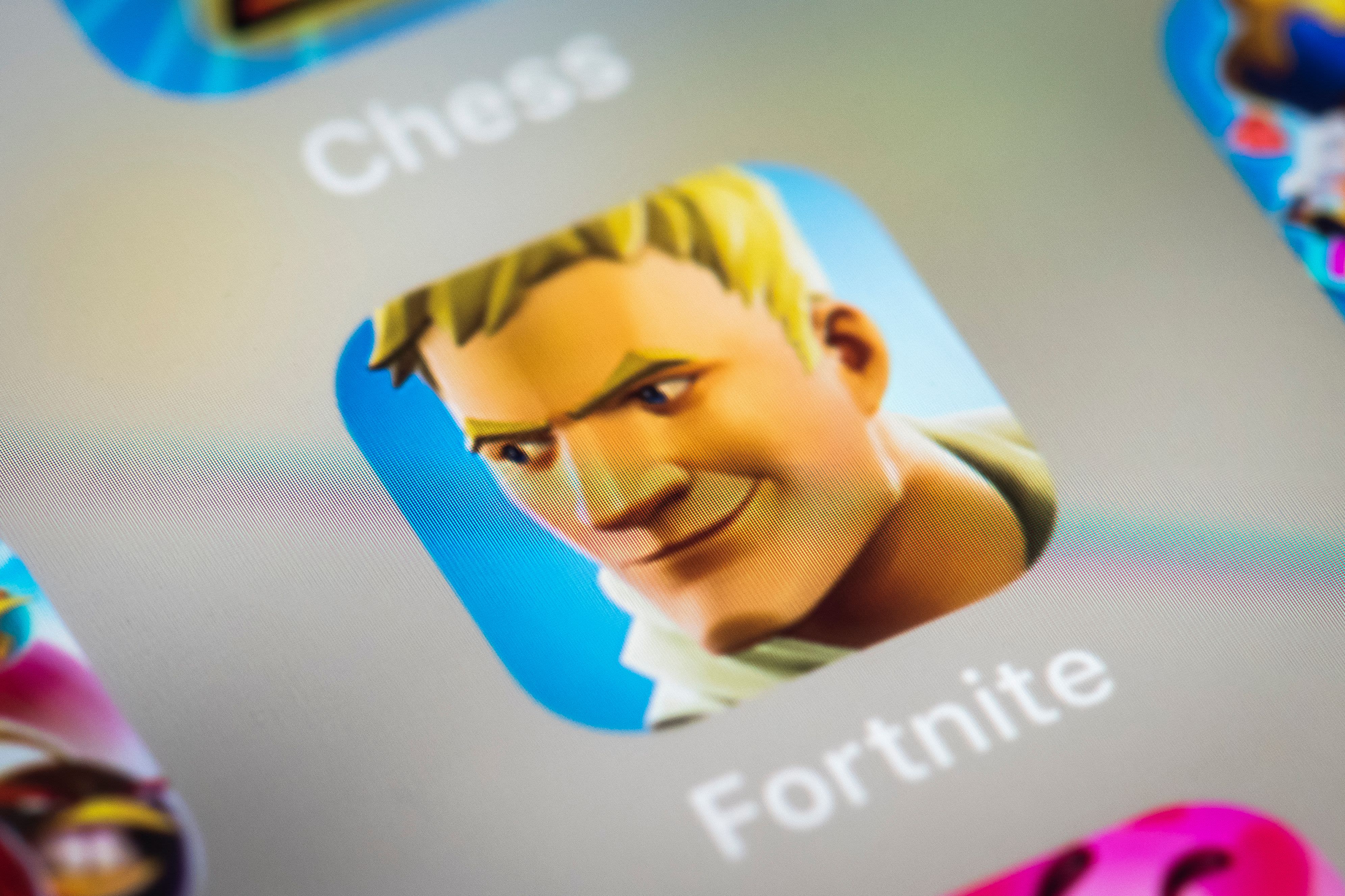 Apple e Google retiram o Fortnite de suas lojas de aplicativos