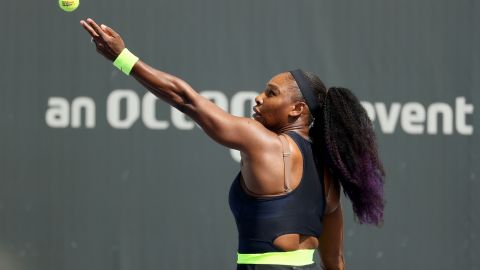 Serena Williams moved to the quarterfinals of her first tournament since early February.