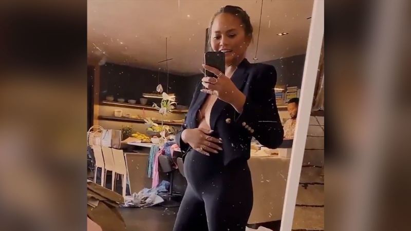 Chrissy Teigen shows off baby bump | CNN