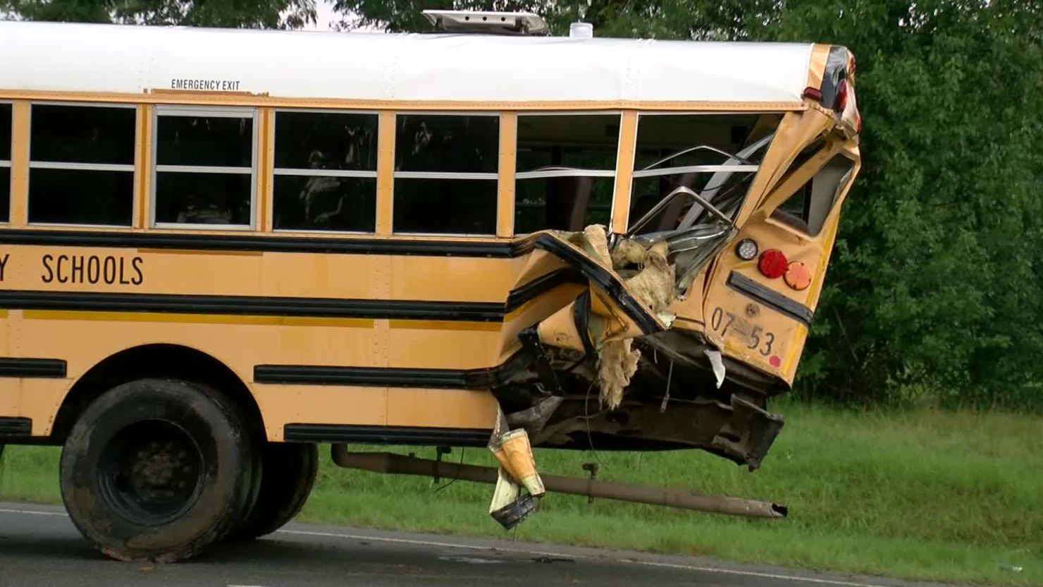 Bus crash in Bacon, Georgia,  leaves several injured 