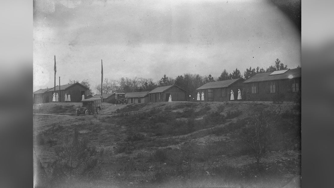 Nursing Staff and Ambulances outside of Hospital Buildings in Labouheyre, 1918-1919