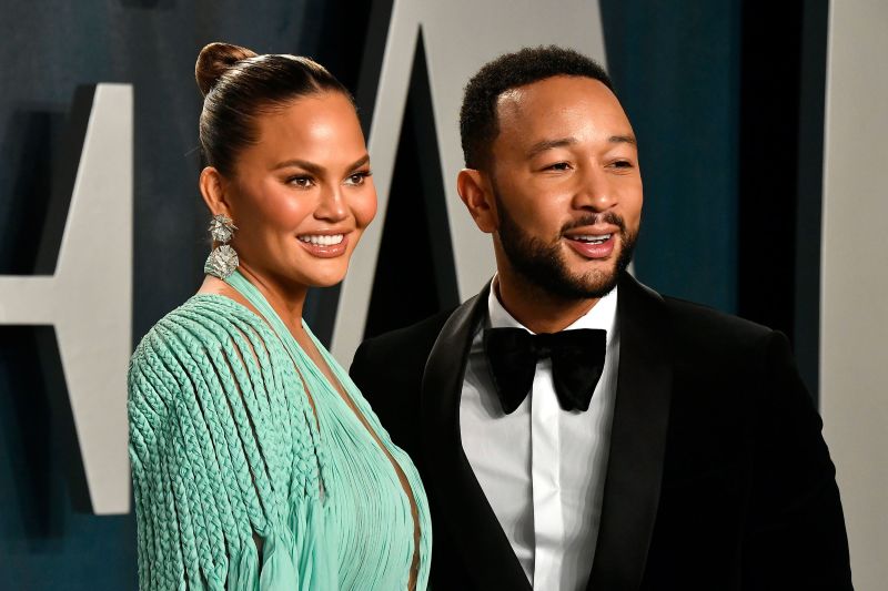 Chrissy Teigen Accidentally Reveals She’s The Gender Of Baby #3 | CNN