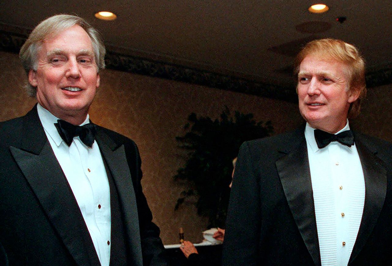 <a href="https://www.cnn.com/2020/08/15/politics/robert-trump-dead/index.html" target="_blank">Robert Trump</a>, the younger brother of US President Donald Trump, died August 15 at the age of 71. In a statement confirming his brother's death, President Trump said: "He was not just my brother, he was my best friend. He will be greatly missed, but we will meet again. His memory will live on in my heart forever. Robert, I love you. Rest in peace."