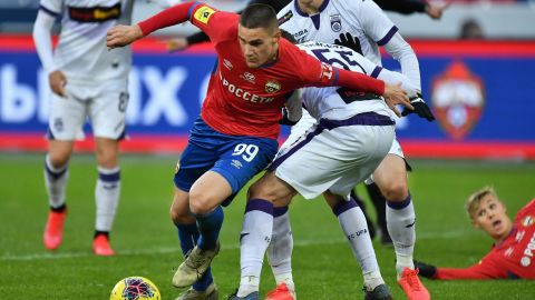 CSKA Moscow's Ilya Shkurin (center) in action against Ufa at the VEB Arena stadium on March 15, 2020.