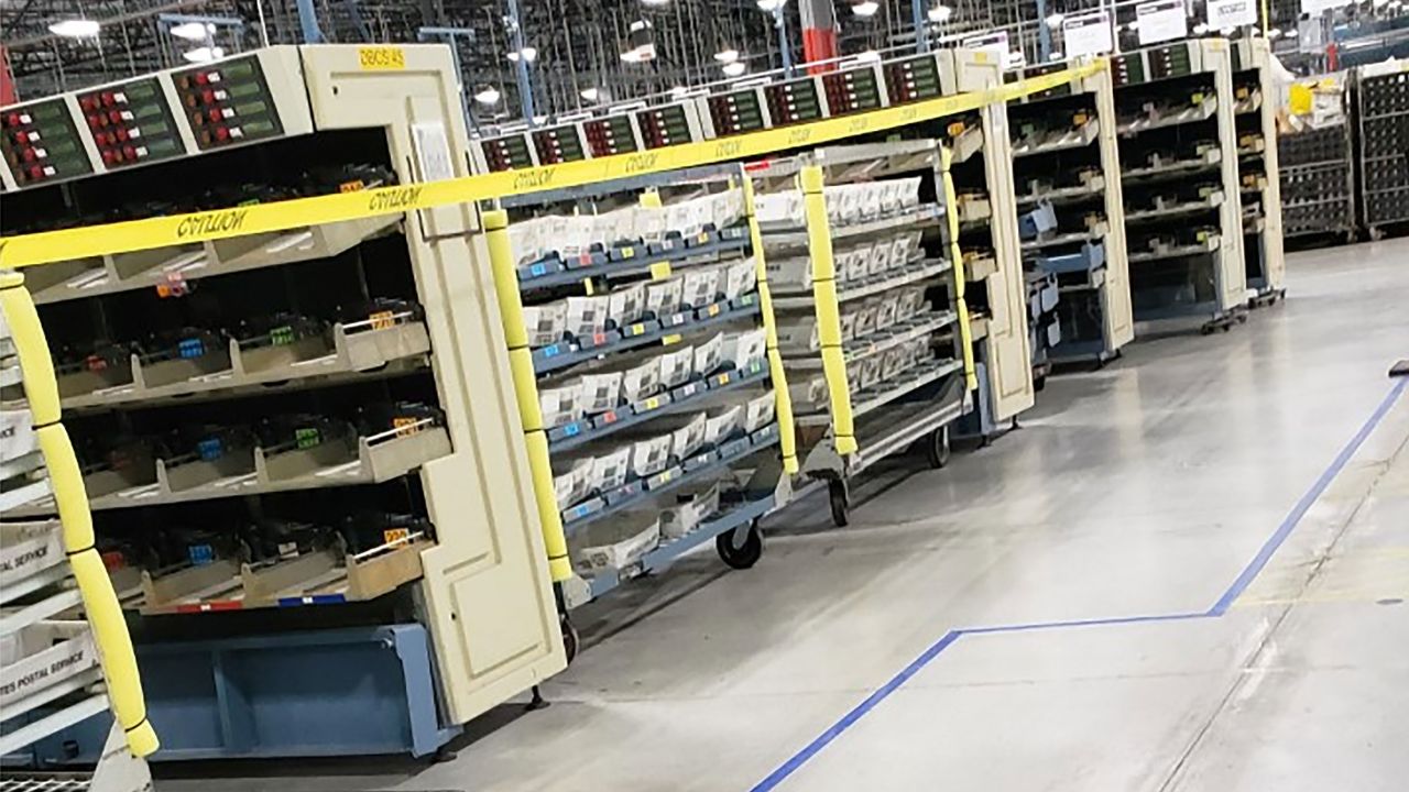 04 mail sorting machines dismantled