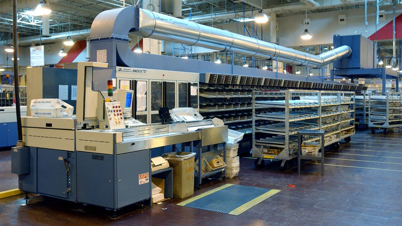02 USPS sorting machine FILE