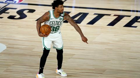 Smart calls for a play during a game against the Philadelphia 76ers.