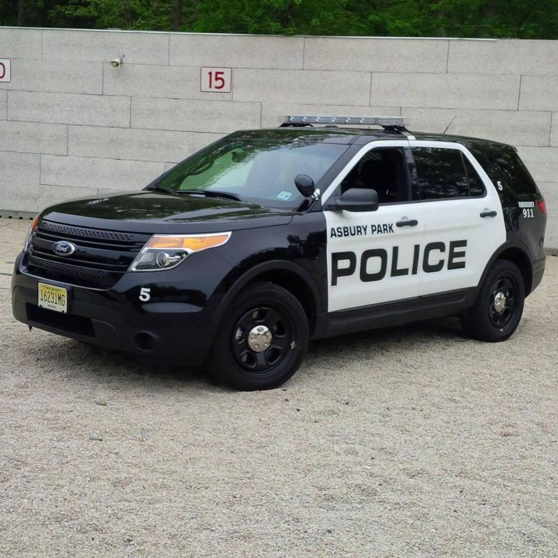 Two New Jersey police officers plead guilty to vandalizing cars ...