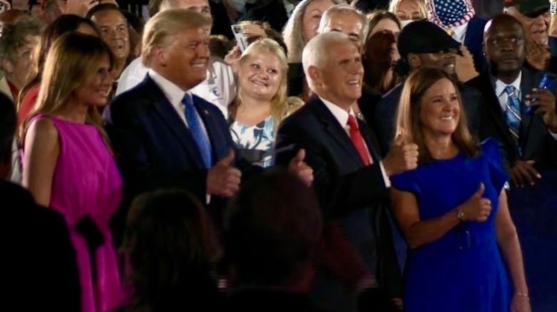 Trump And Melania Mingle In Crowd Without Masks At RNC | CNN Politics